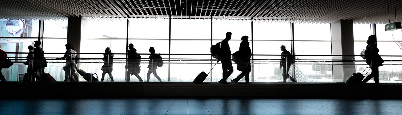 Airport fittings aiming to improve the traveller's well-being 