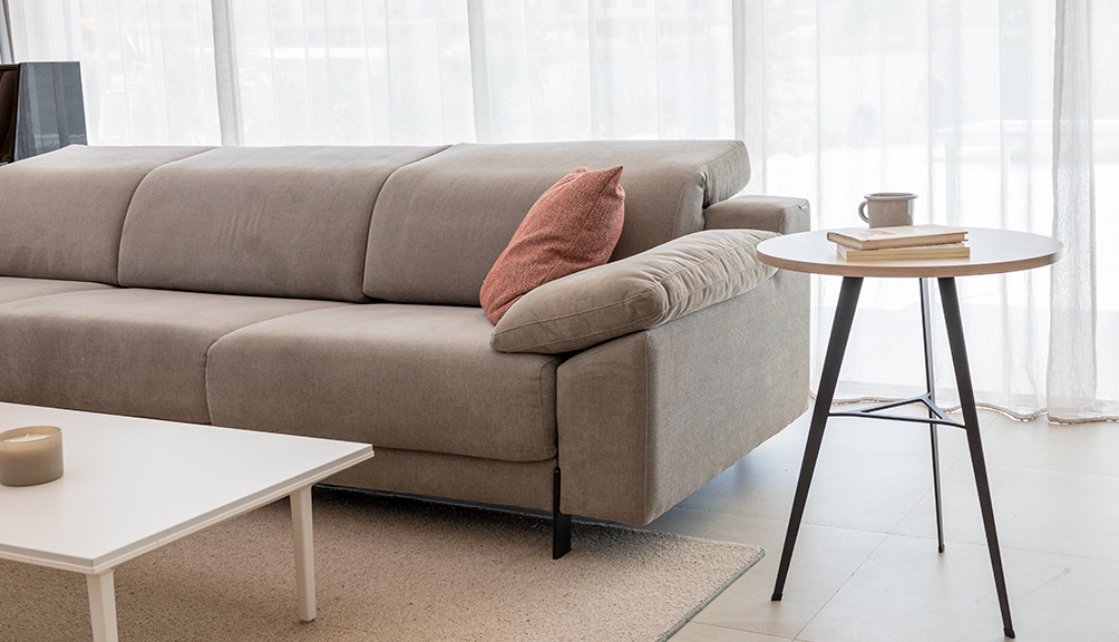 Bend Side tables