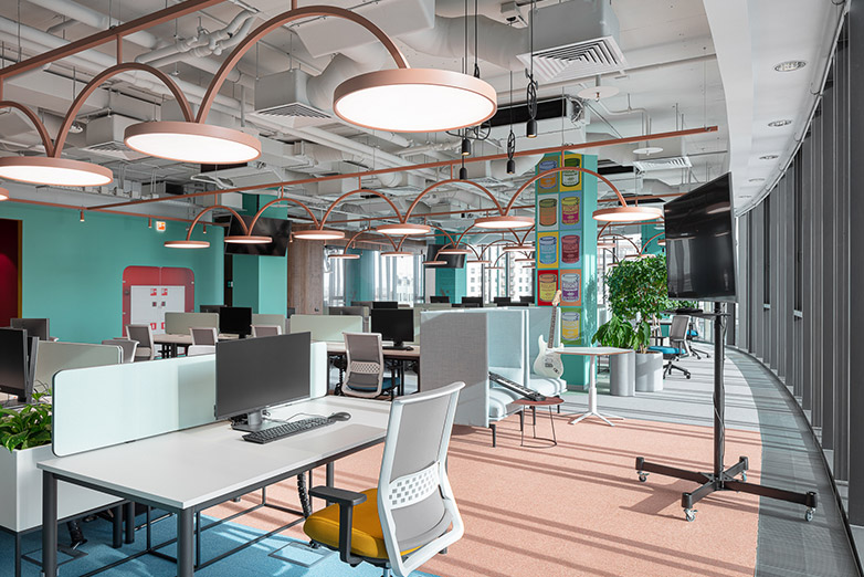 Descubre las oficinas de la sede de Avito, San Petersburgo | ACTIU